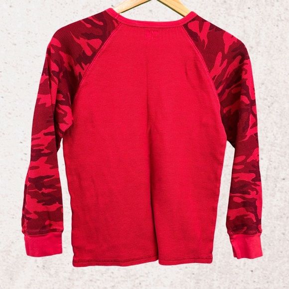 GAP Red Camo Long Sleeve Tee - Picture 2 of 3